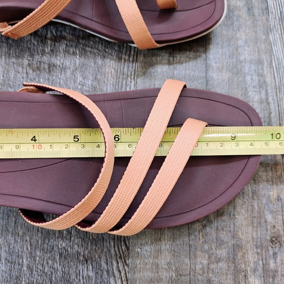 Chaco Flip Flop Asymmetrical Orange Sandals Women's size 6 - Picture 6 of 9